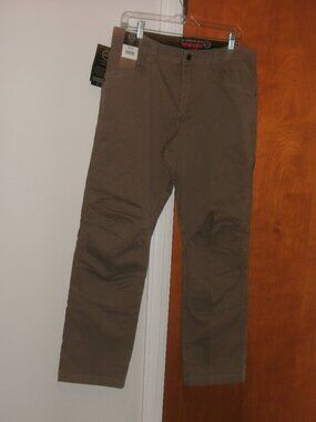 NWT Wrangler ATG All Terrain Gear Pants Straight 98% cotton 2% elastane ~ 34x30